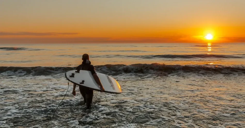 Best Outdoor Things to Do in Los Angeles: Hiking, Surfing & More