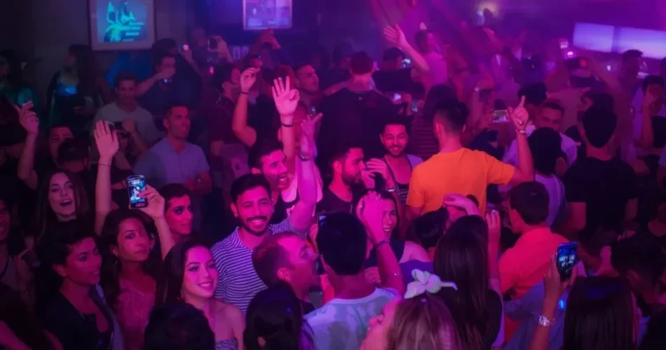 Los Angeles Nightlife Guide: Best Places to Party, Drink & Dance